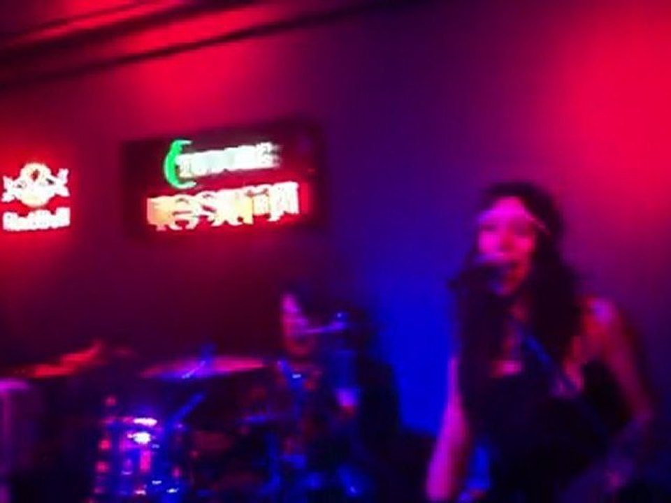 Ben Kalendermesrebim  aylin aslım resimli bar