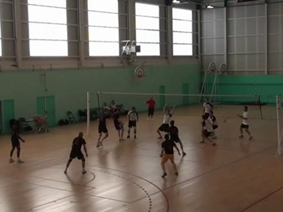 2011/2012 VOLLEYBALL R3MA BONDY VS ASPTT SHORT HIGHLIGHTS