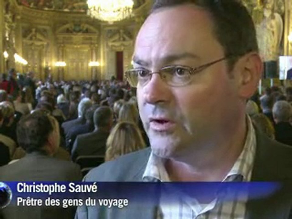 Une Rom sans titre de séjour médaillée au Sénat