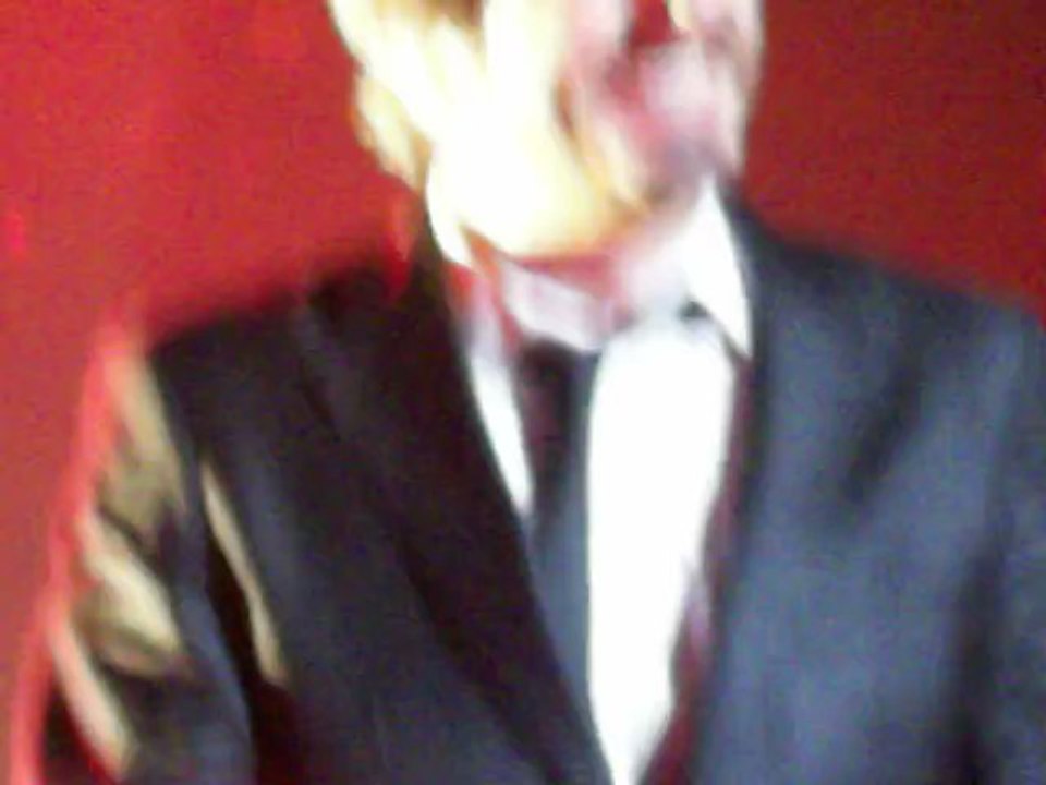 PATRICK FIORI AU ZENITH D ORLEANS LE 22 MARS MAGNIFIQUE"Ce qu'on m'a dit"et "Il paraît'