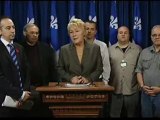 Point de presse de Pauline Marois et Nicolas Girard avec les travailleurs d'Aveos