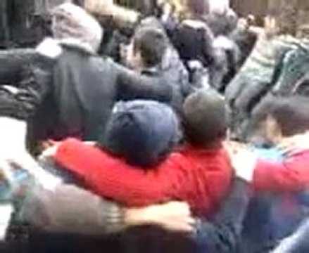 فري برس حلب تشيع الشهيد أنس سمّو 29 3 2012 جـ2