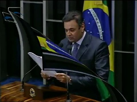 Aécio Neves: líder da oposição