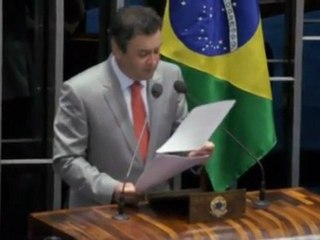 Aécio Neves: Senador homenagem a Itamar Franco