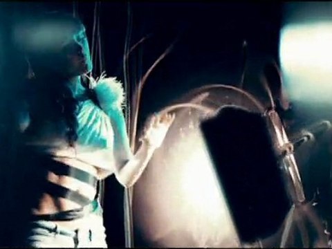 Ebru Polat - Sen Sağ Ben Selamet