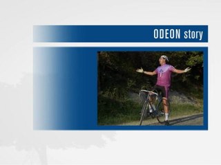 ODEON STORY - Enzo Iacchetti in SPORTACUS (CICLISMO)