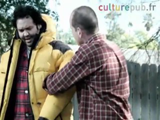 Barbecues are for real men only: women out !