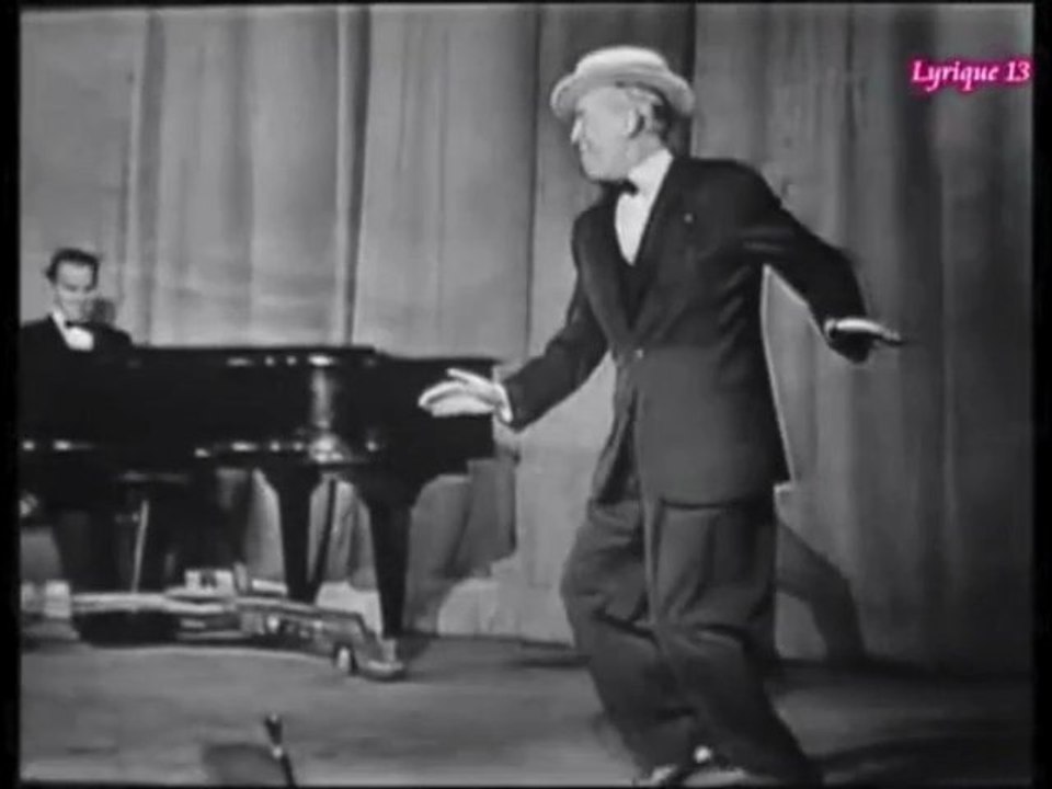 En allant à l'expo, avec Maurice Chevalier (1888-1972)