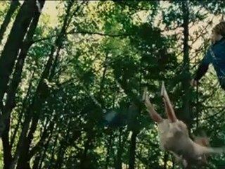 House At The End Of The Street Trailer