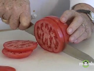 How To Slice Tomatoes