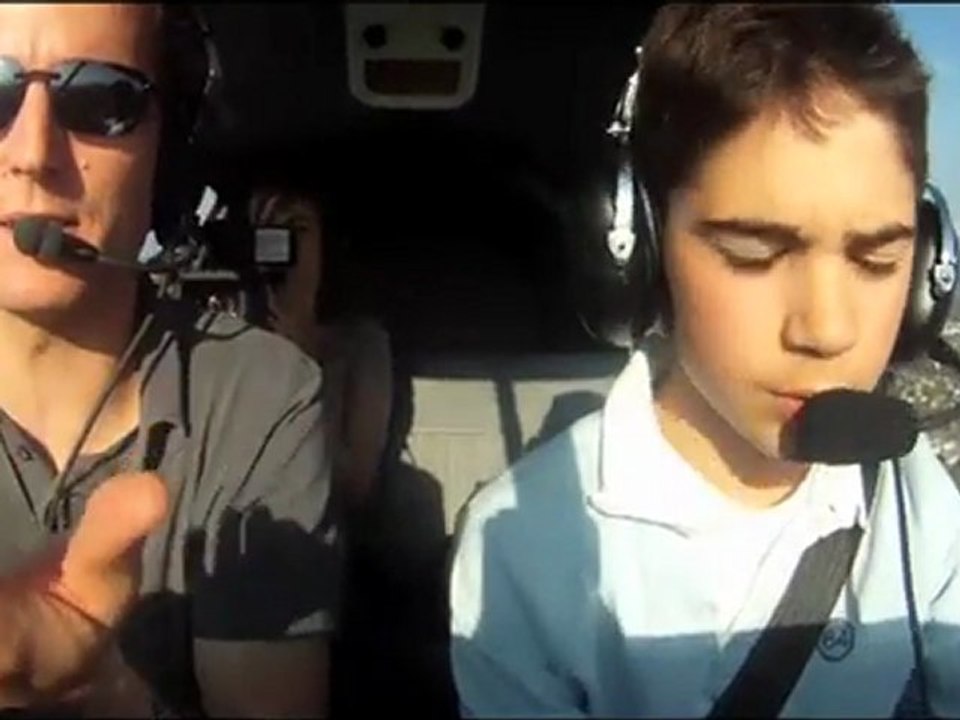 Leçon de pilotage dans le ciel Annécien