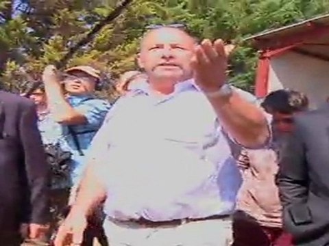 Nicolas Sarkozy visite un domaine agricole à Fabrègues (Hérault)