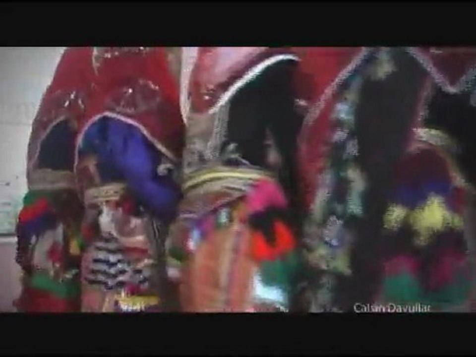 Ahmet Ayık & Ahmet Turan Eriçel - Hafik Yeniköy Sabah Güneşi Vurmuş