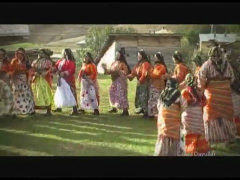 Ahmet Ayık & Ahmet Turan Eriçel - Hafik Yeniköy Ellik Halayı