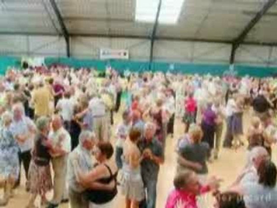 Au plaisir des bois chanteur Raymond