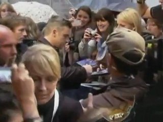 McCartney plays London, Robbie Williams to be a dad