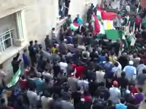 فري برس الحسكه عامودا الجمعة رفع العلم الكوردي عاليا 30 3 2012 ج9