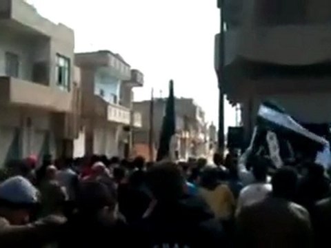 فري برس حمصالقصير رغم القصف مظاهرات جمعة خذلنا العرب والمسلمين 30 3 2012