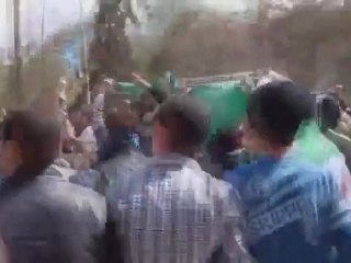 فري برس حلب صلاح الدين تشييع لافتات ودقة جيدة 30 3 2012