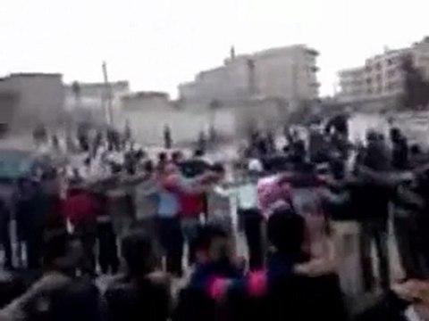 فري برس حلب منبج مظاهرة جامع سوق الهال جمعة خذلنا العرب30 3 2012 ج4