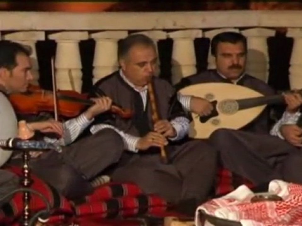 Çeşitli Sanatçılar - Yüce Dağ Başında