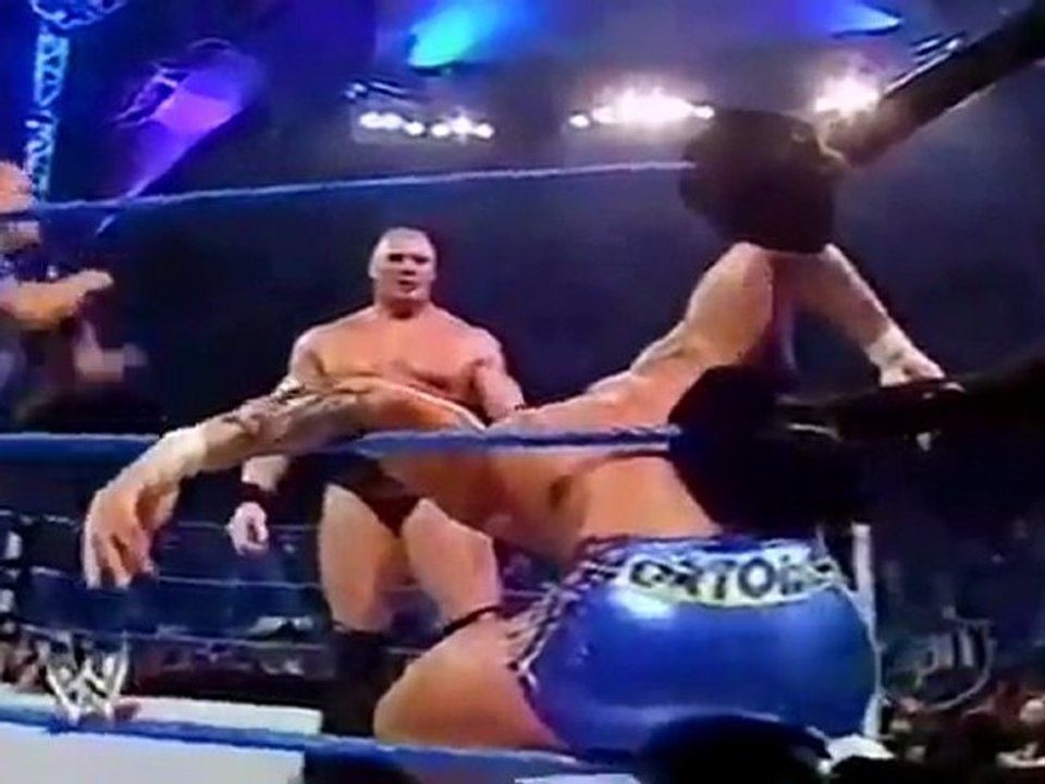 WWE Brock Lesnar vs Randy Orton 2002