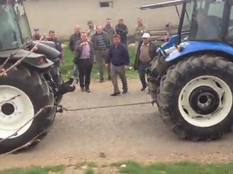 ali titrek erkunt 90 vs new holland TD 95