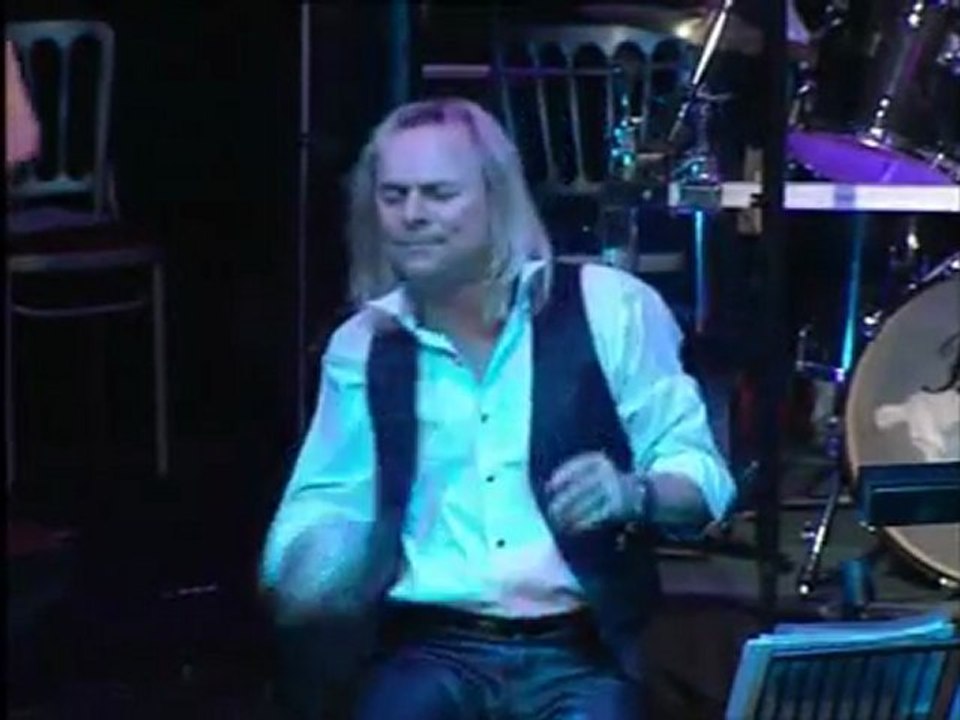 Uriah Heep - Lady in black (Acoustic Live)...  Enjoy...