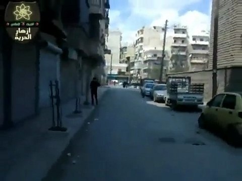 فري برس حلب صلاح الدين الأحراريحيون الجيش الحر أمام الأمن 30 3 2012 ج2