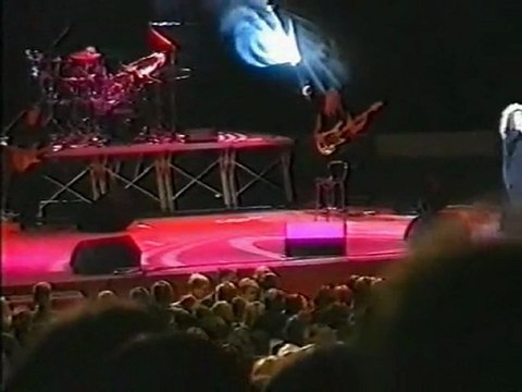 Алла Пугачева - Миллион алых роз Рождественский каприз 23.Million roz