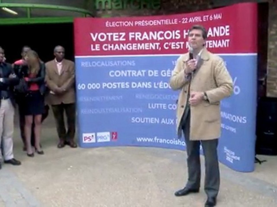 Stand-up d'Arnaud Montebourg à Cachan