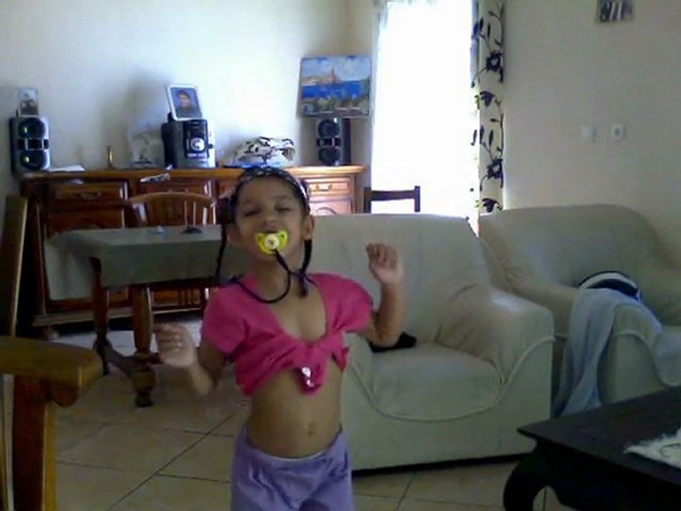 ma petite cousine joana ki dance