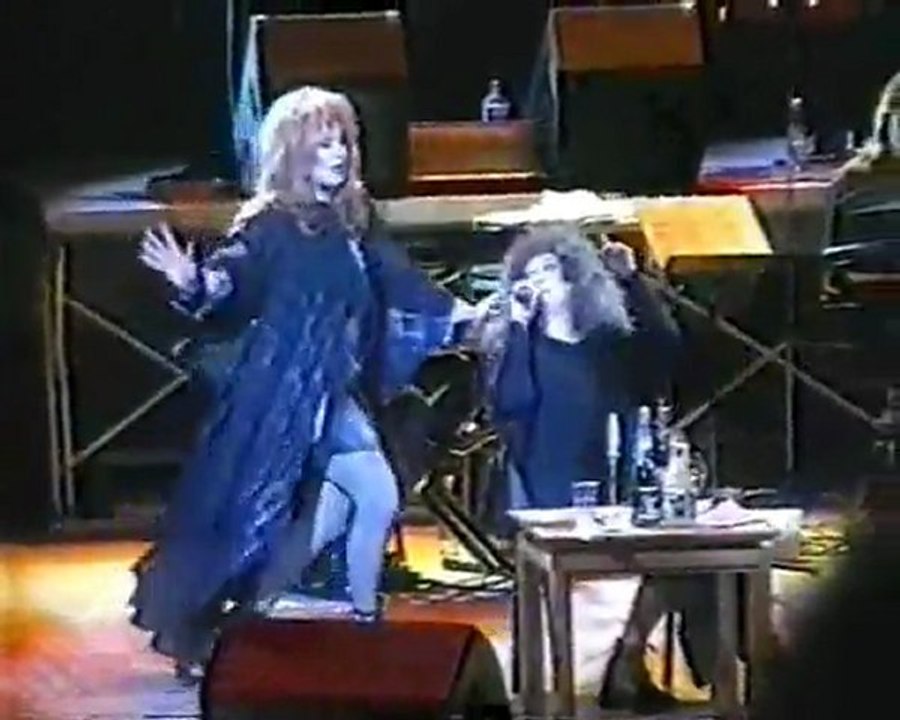 Рождественский каприз Алла Пугачёва и Павел Гора - Мэри