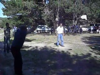 18. Sarıcaova Şenlikleri taş atma.