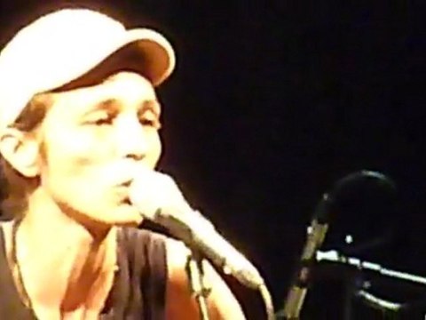 Flow - Le sourire d'un môme - Chansons de paroles - Barjac 30 (Gilbert)