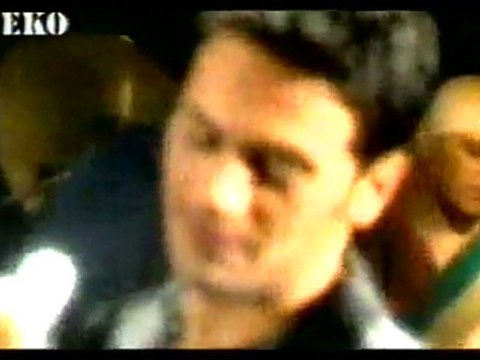 Emre Altug - SASKIN video klip NOSTALJI eko tv