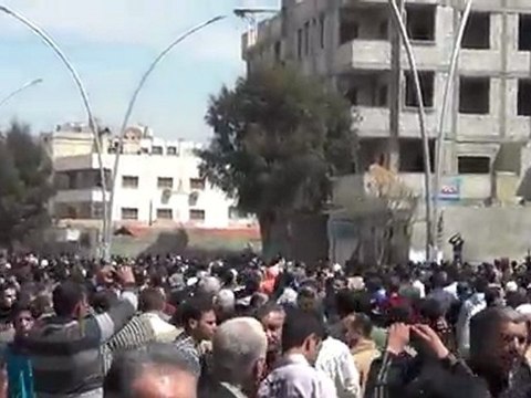 فري برس دمشق كفرسوسة في الشهيدين عزات دحلة وهمام بطيخ دم الشهيد مو نسيانينو السبت 31 3 2012