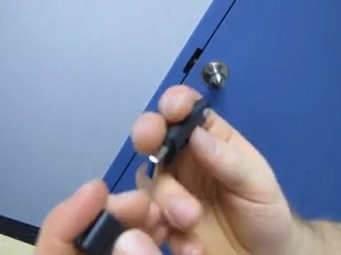 Adata AS102 Series USB3.0 Flash Thumb Drive Unboxing & First Look Linus Tech Tips