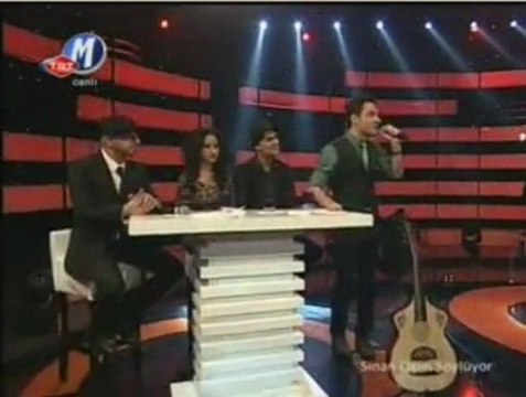 sinan özen söylüyor seni çok ama çok seviyorum 09.02.2011