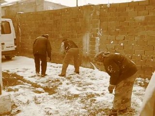 MUHAMET (3)VDEO.2 BABAM VAR İÇİNDE