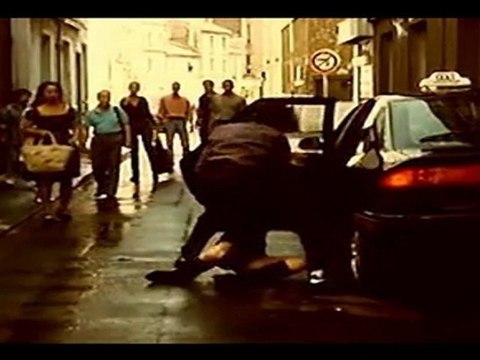 Clip Officiel Recherche hôtesse d'accueil - Production Si c'était vous!!!