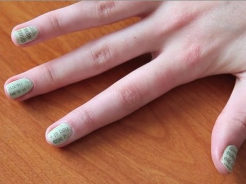 Tuto nail-art : la manucure papier journal