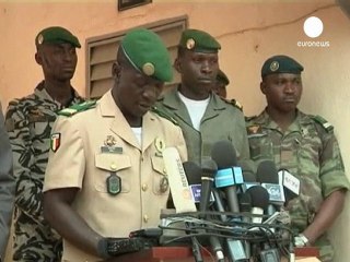 Mali'de eski anayasa yeniden yürürlükte