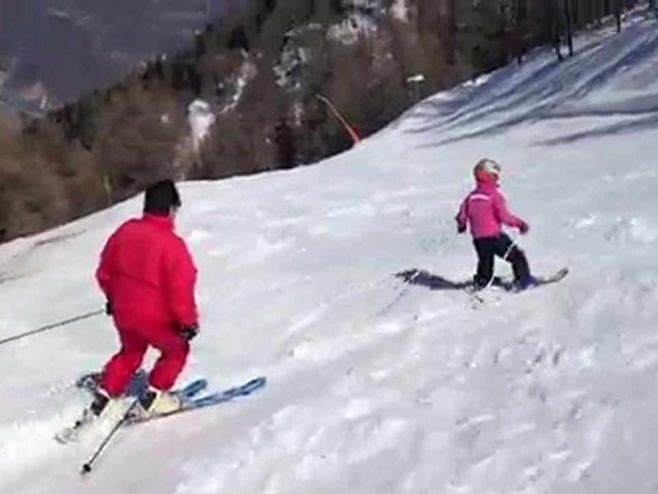 2012-04-01_ski karellis chloé avec son parrain