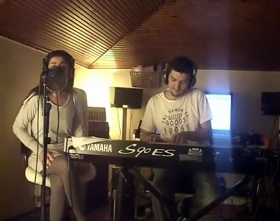 Ebru Elver - Sevdalar Seni Bozar