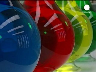 Retrospettiva di Hirst alla Tate Modern di Londra