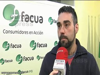 Facua advierte del "riesgo" de la venta ambulante en Semana