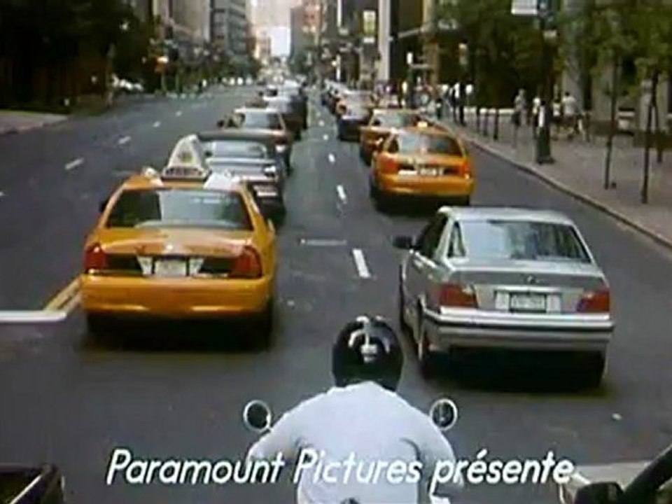 COMMENT SE FAIRE LARGUER EN DIX LECONS - Bande-annonce VO