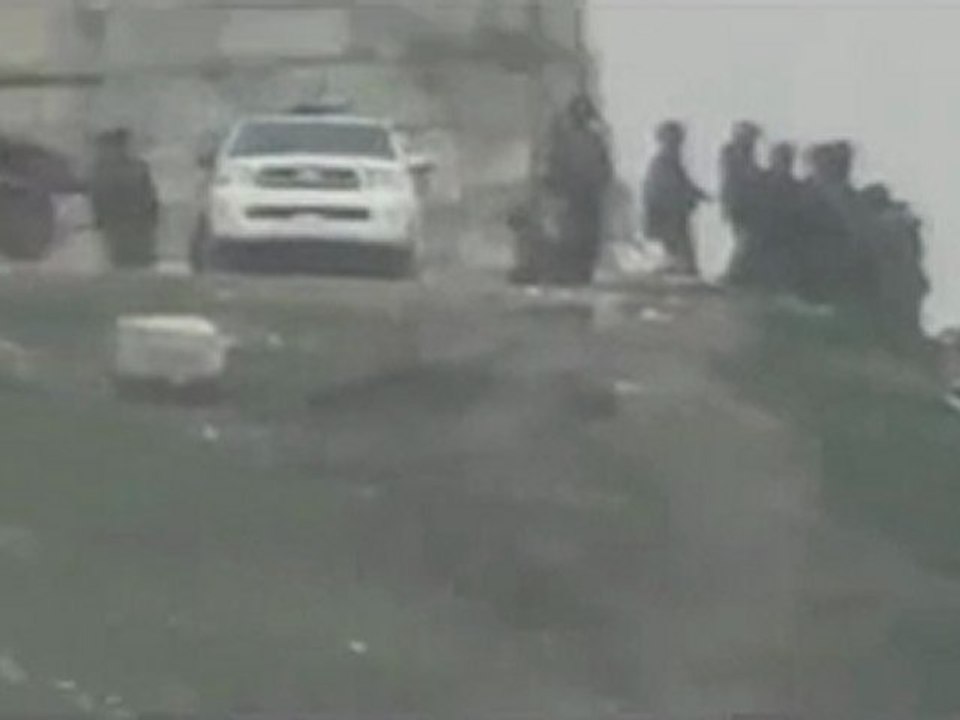 فري برس ريف حماه المحتل جيش الأسد المجرم يحرق التاريخ في قلعة المضيق