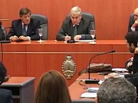 2 Бывшего президента Аргентины судят по делу о теракте в еврейском